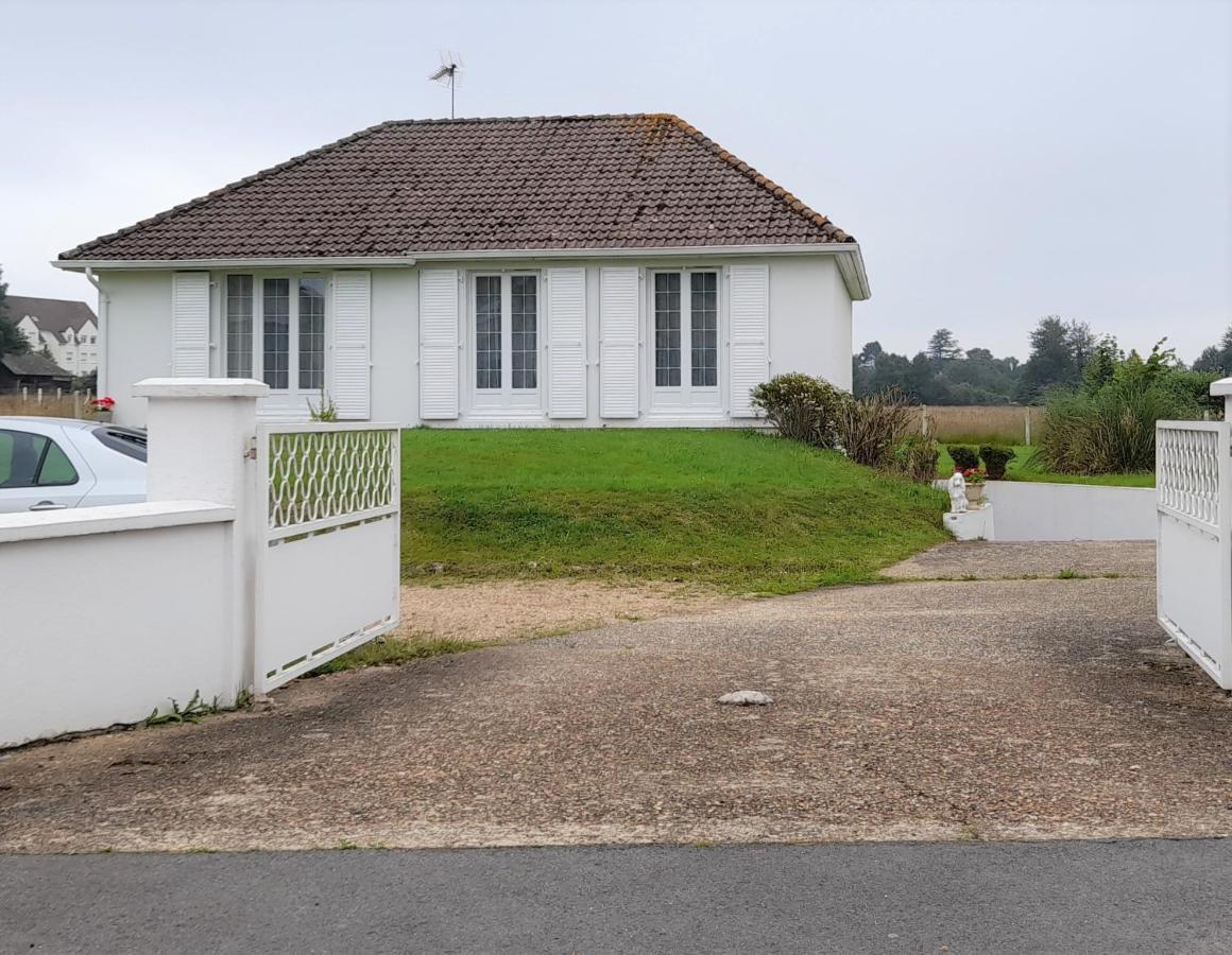 L'Opaline, Jolie Maison avec Jardin 6 pers,10km Honfleur, linge et internet inclus Beuzeville Extérieur photo